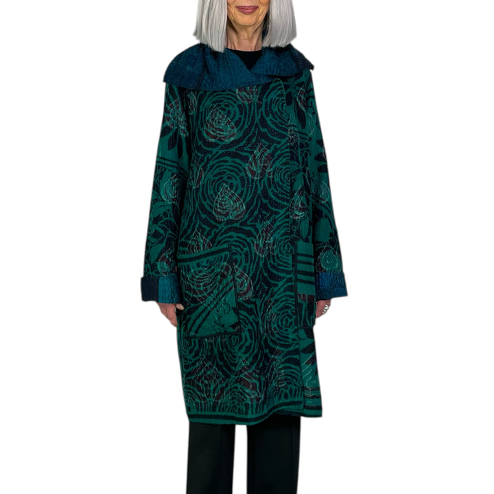 EMERALD GREEN KANTHA POCKET MEDIUM COAT