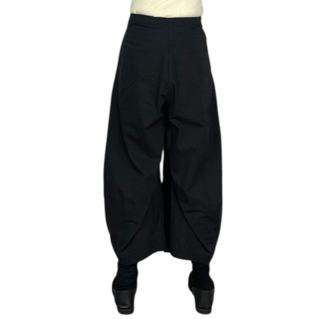 CURVED WIDE LEG PANT