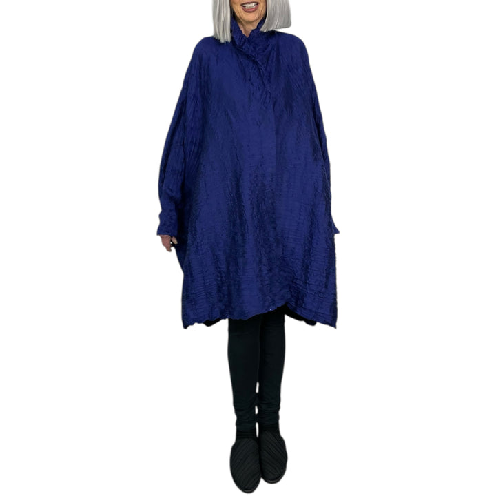 HORIZONTAL PLEAT LINED COAT