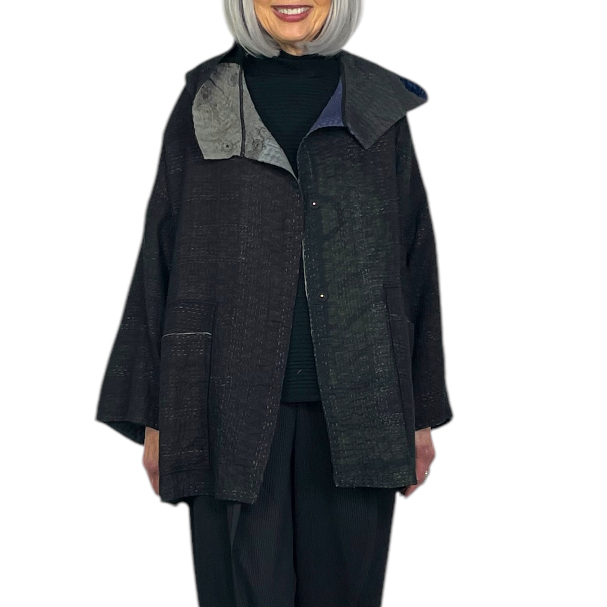 TWO TONE HOODIE PONCHO JACKET – MIO