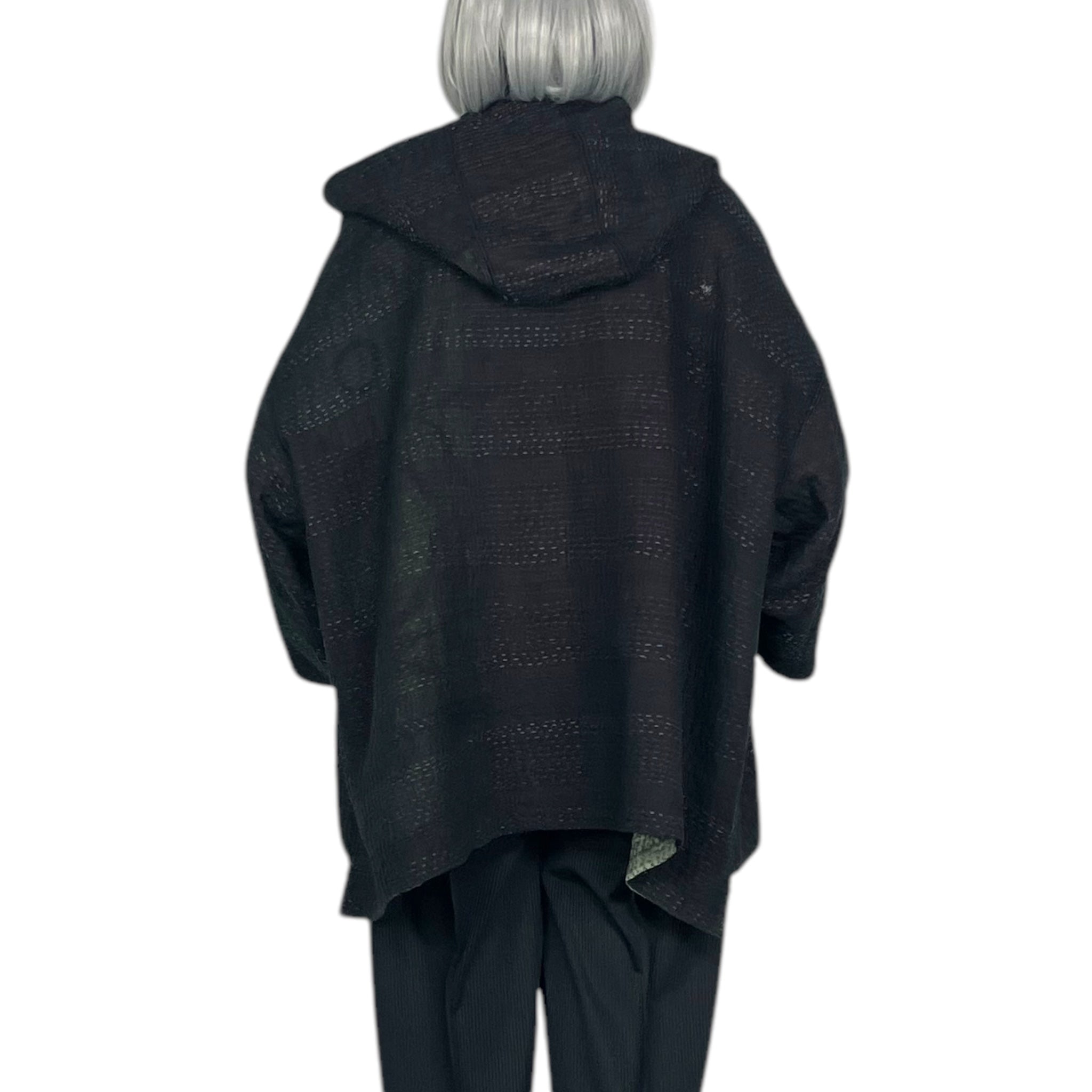 TWO TONE HOODIE PONCHO JACKET – MIO