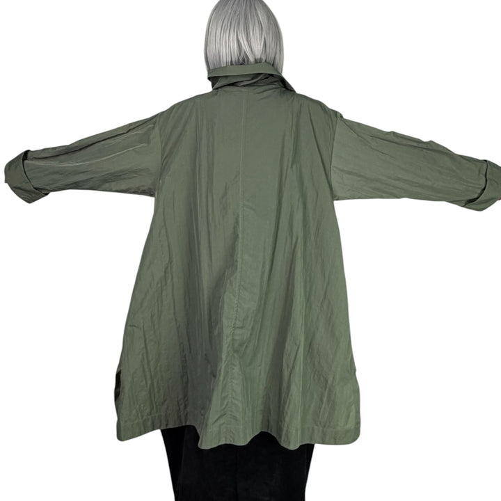 MANY POCKETS COAT