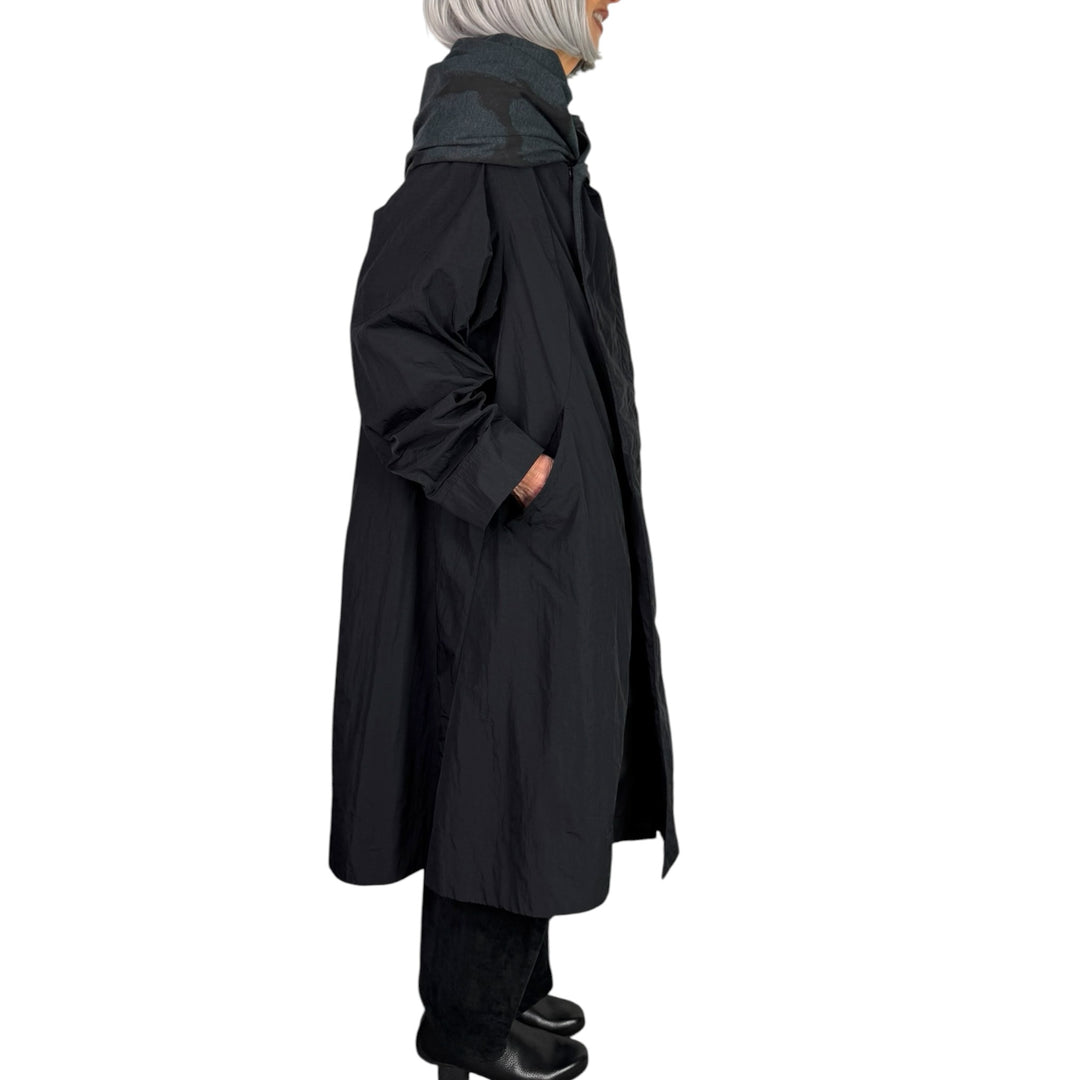 REVERSIBLE HOODED COAT