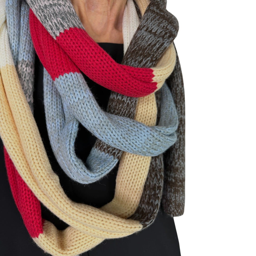 WOOL KNIT NECKLACE