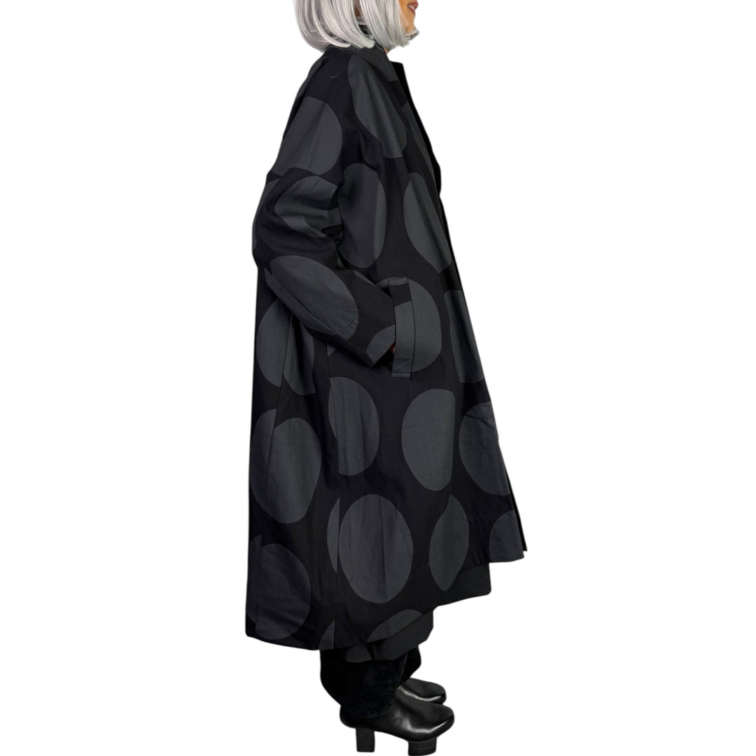 BIG DOT PRINT COAT