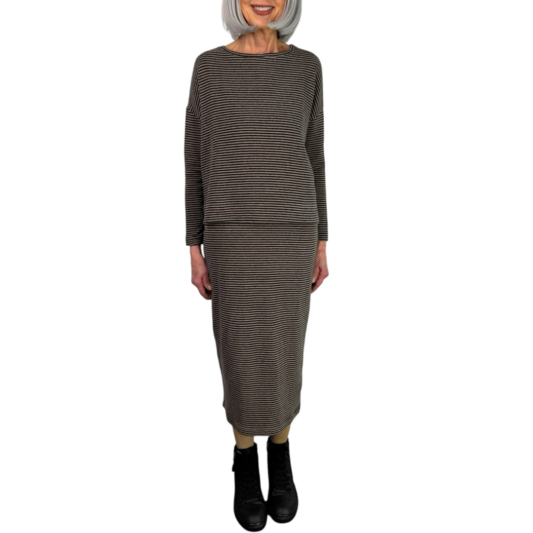 LILLA MICRO-STRIPE SLIM SKIRT