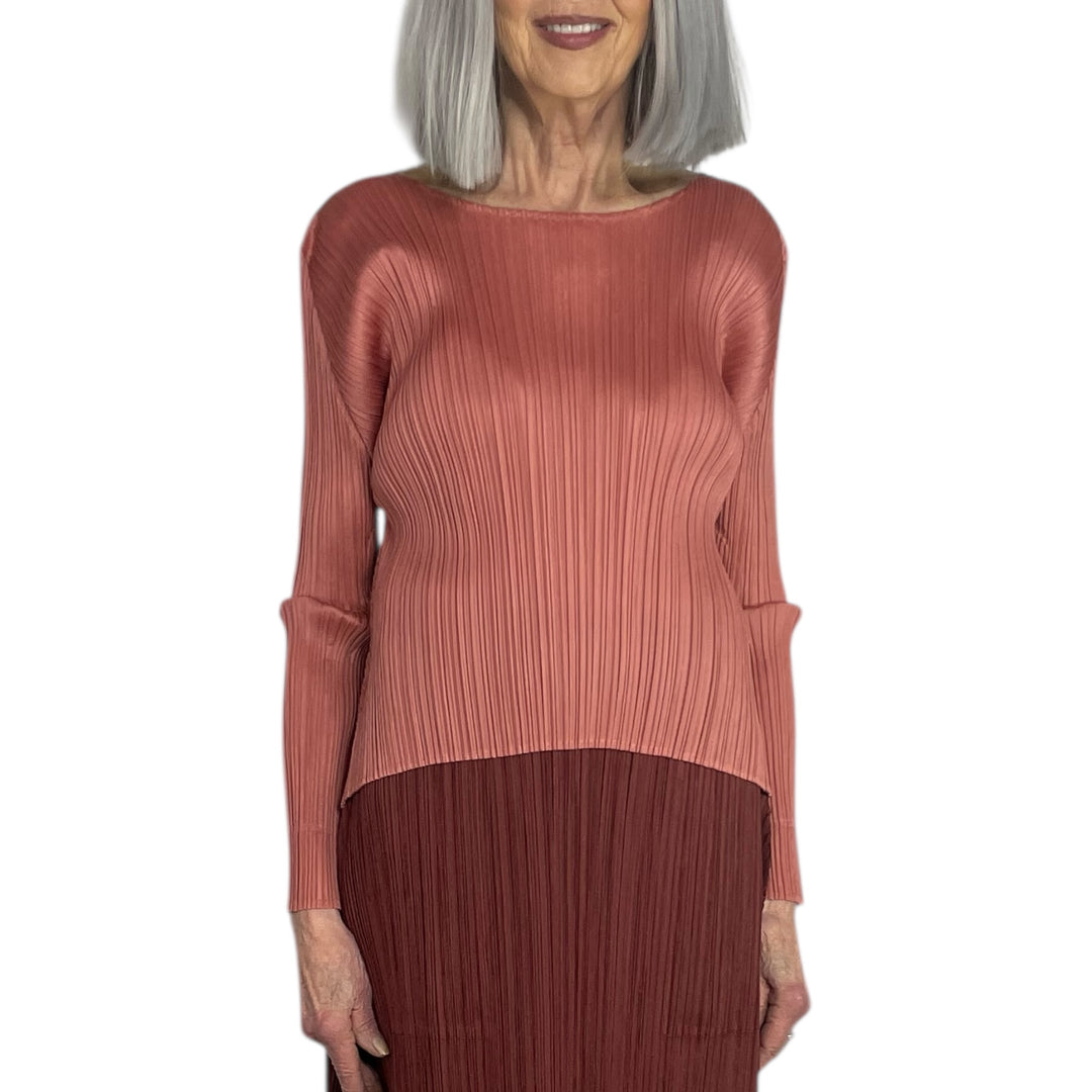 MC : OCTOBER CREWNECK TOP