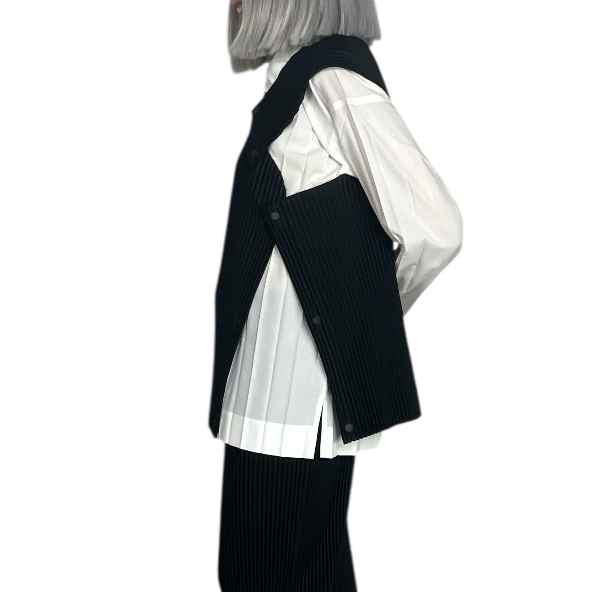 STONE CLOUD VEST – MIO