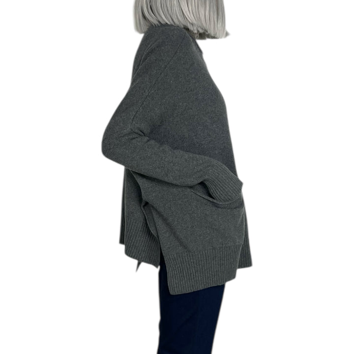 ROUND NECK KNIT PULLOVER