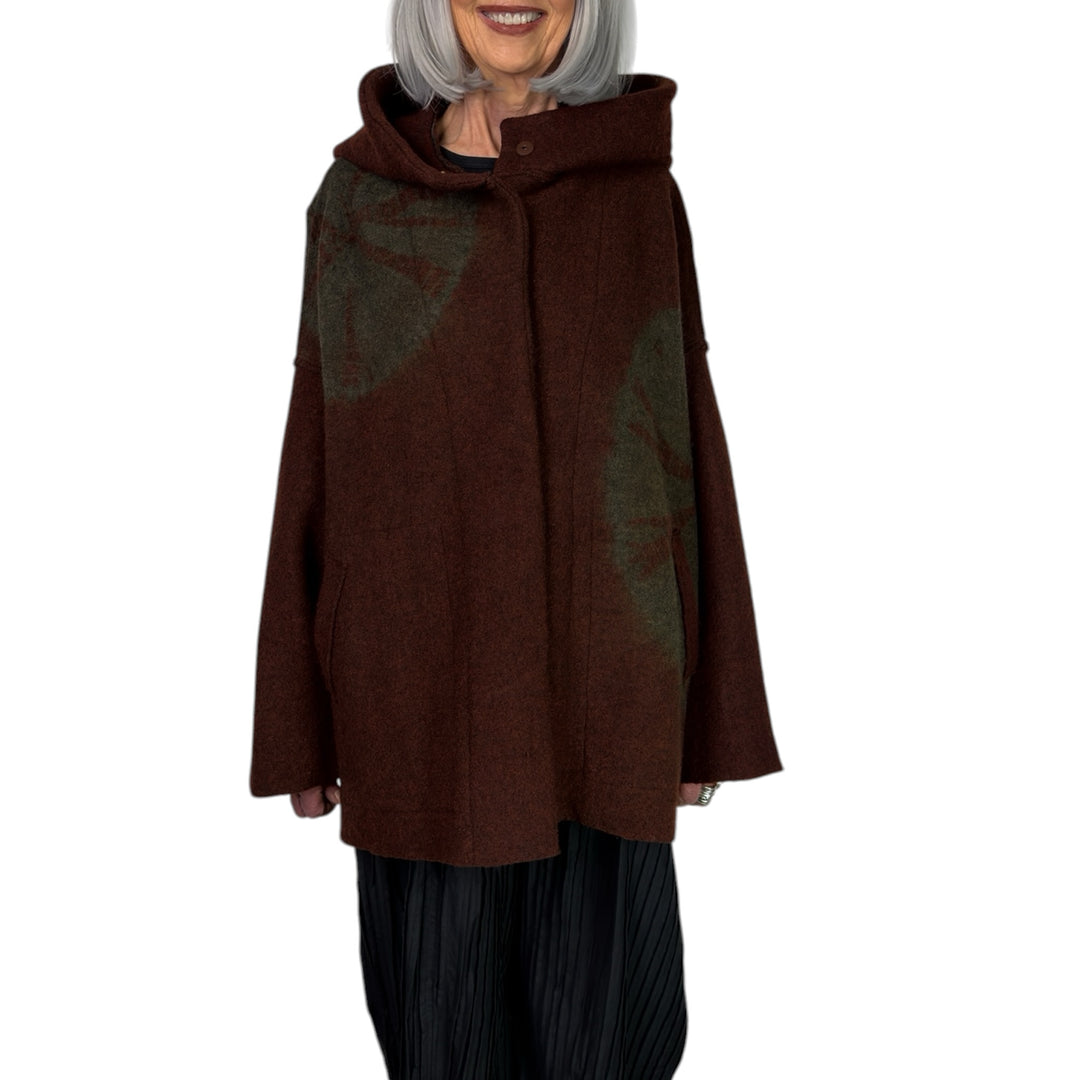 CIRCLE TIE DYE BW HOODIE PONCHO