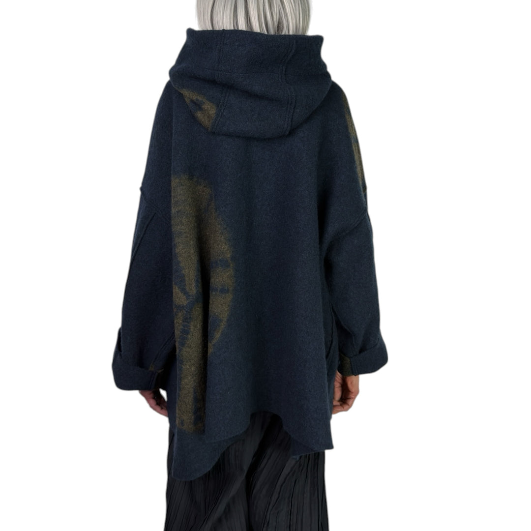 CIRCLE TIE DYE BW HOODIE PONCHO