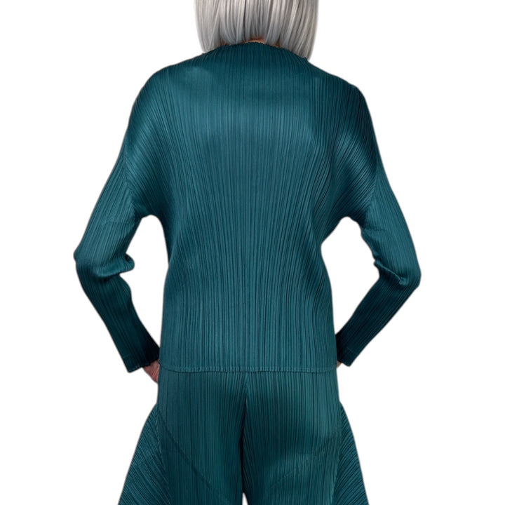 MC: OCTOBER HI-NECK TOP