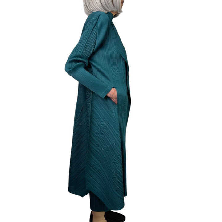 MC: OCTOBER COAT