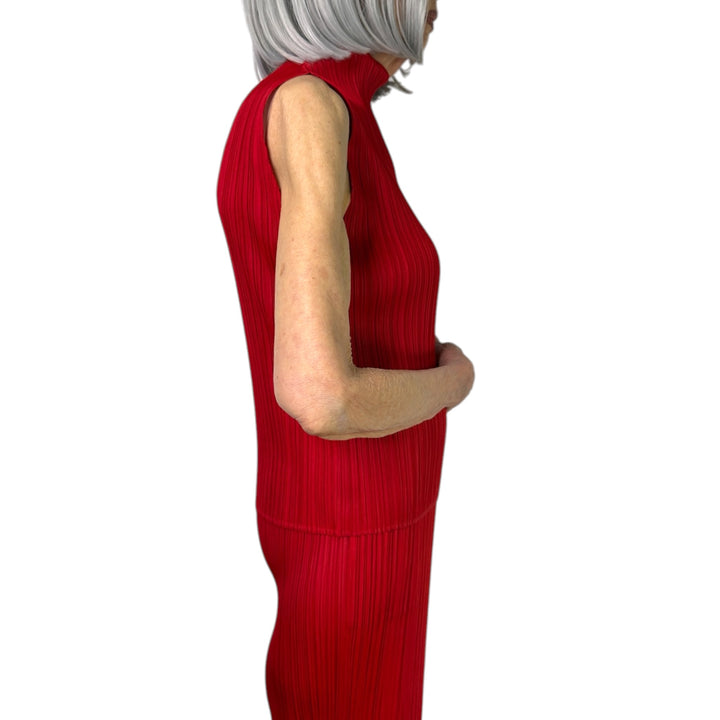 NEW COLORFUL BASICS 5 SLEEVELESS TOP