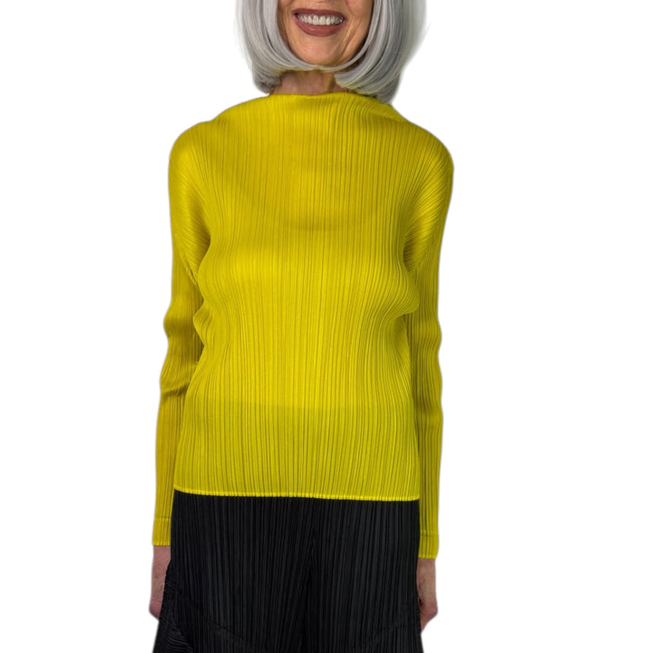 MC: OCTOBER HI-NECK TOP