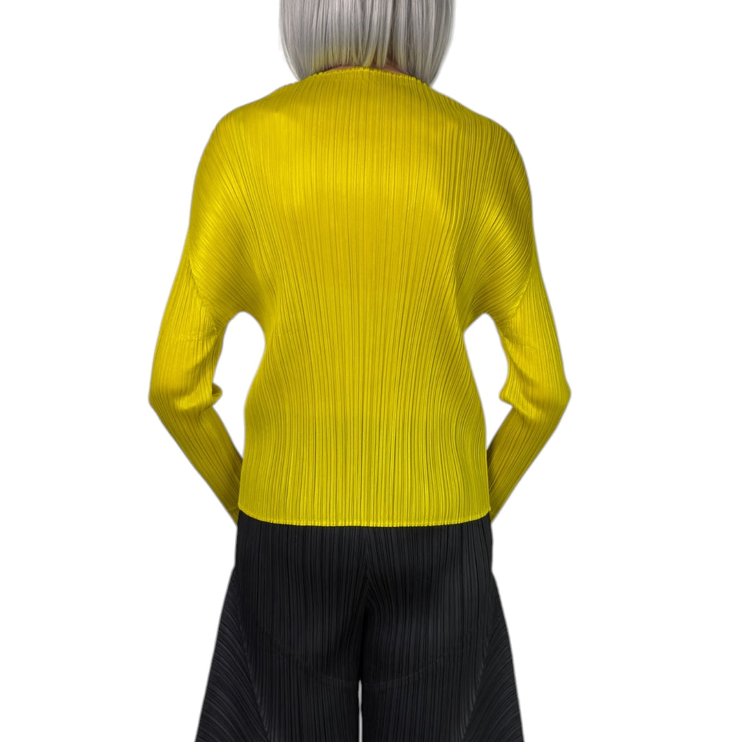 MC: OCTOBER HI-NECK TOP