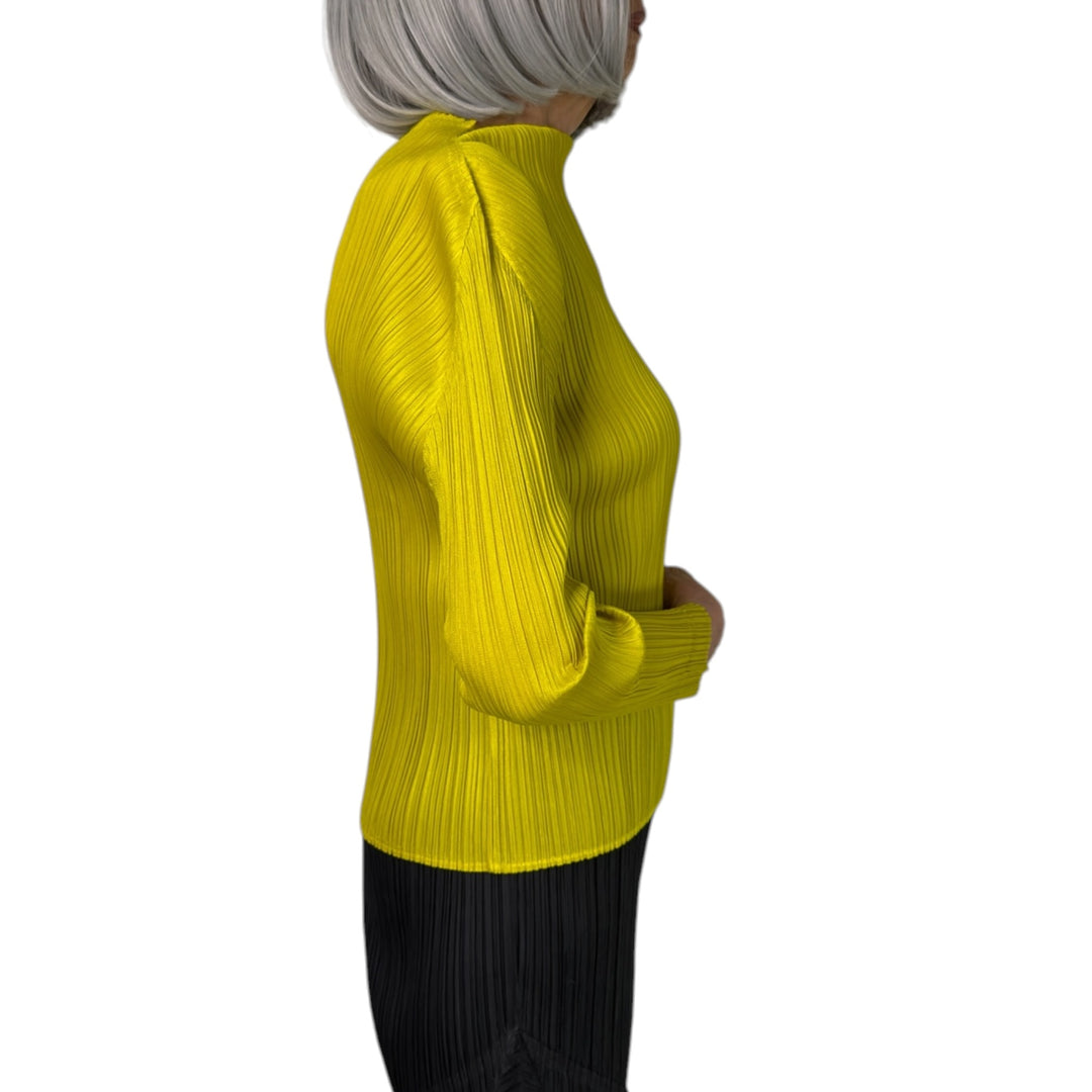 MC: OCTOBER HI-NECK TOP