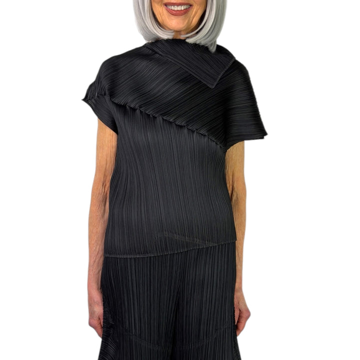LEAP ASYMMETRIC TOP