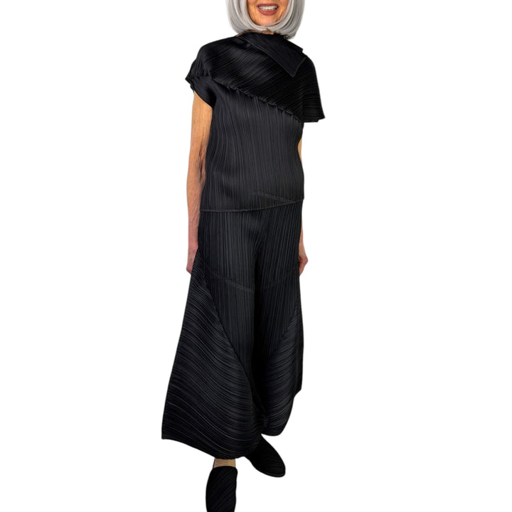 LEAP ASYMMETRIC TOP