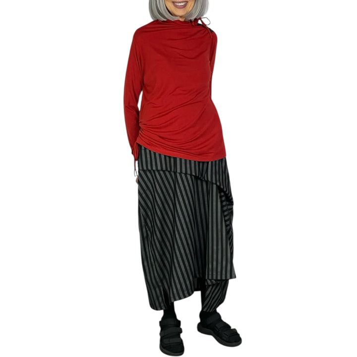 HI-NECK SHIRRED JERSEY TOP