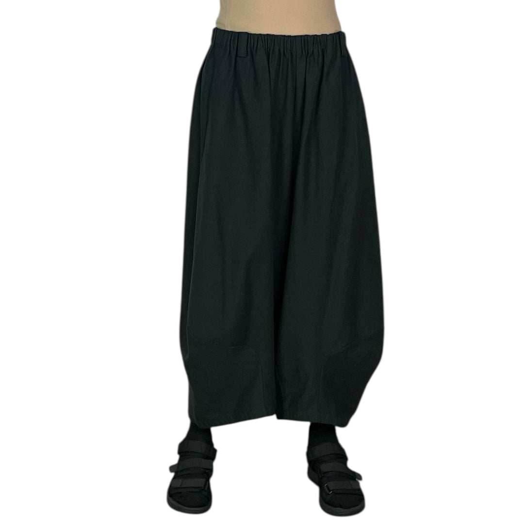 CURVED LEG CROP PANT