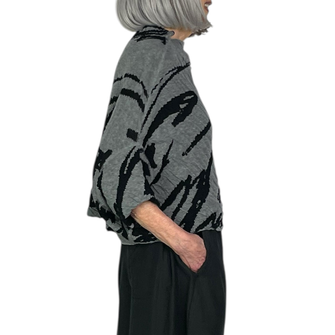 KNIT PATTERN CROP SWEATER