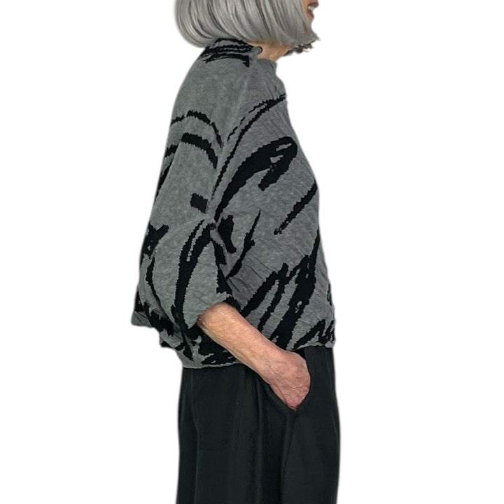 KNIT PATTERN CROP SWEATER