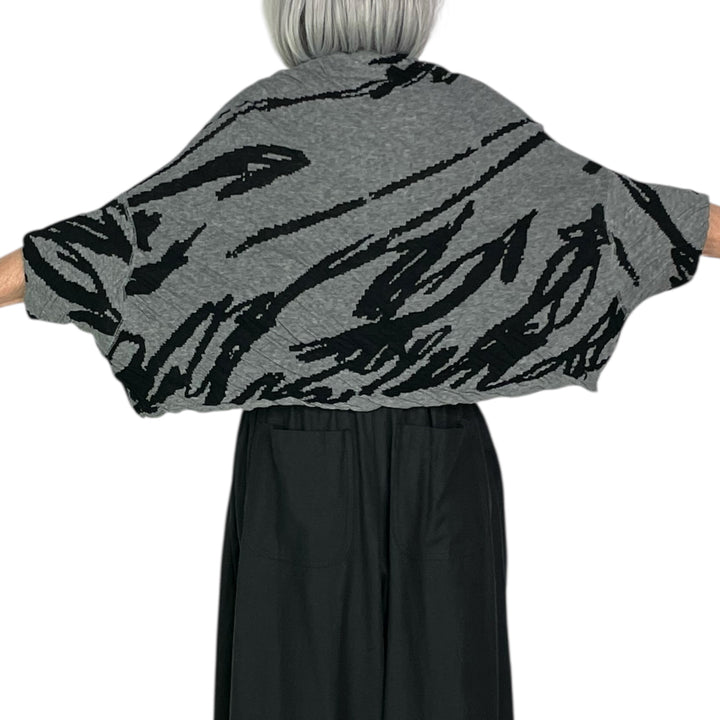 KNIT PATTERN CROP SWEATER