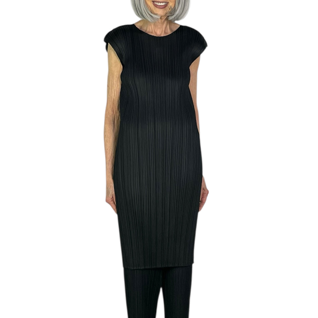 BASICS SLEEVELESS DRESS