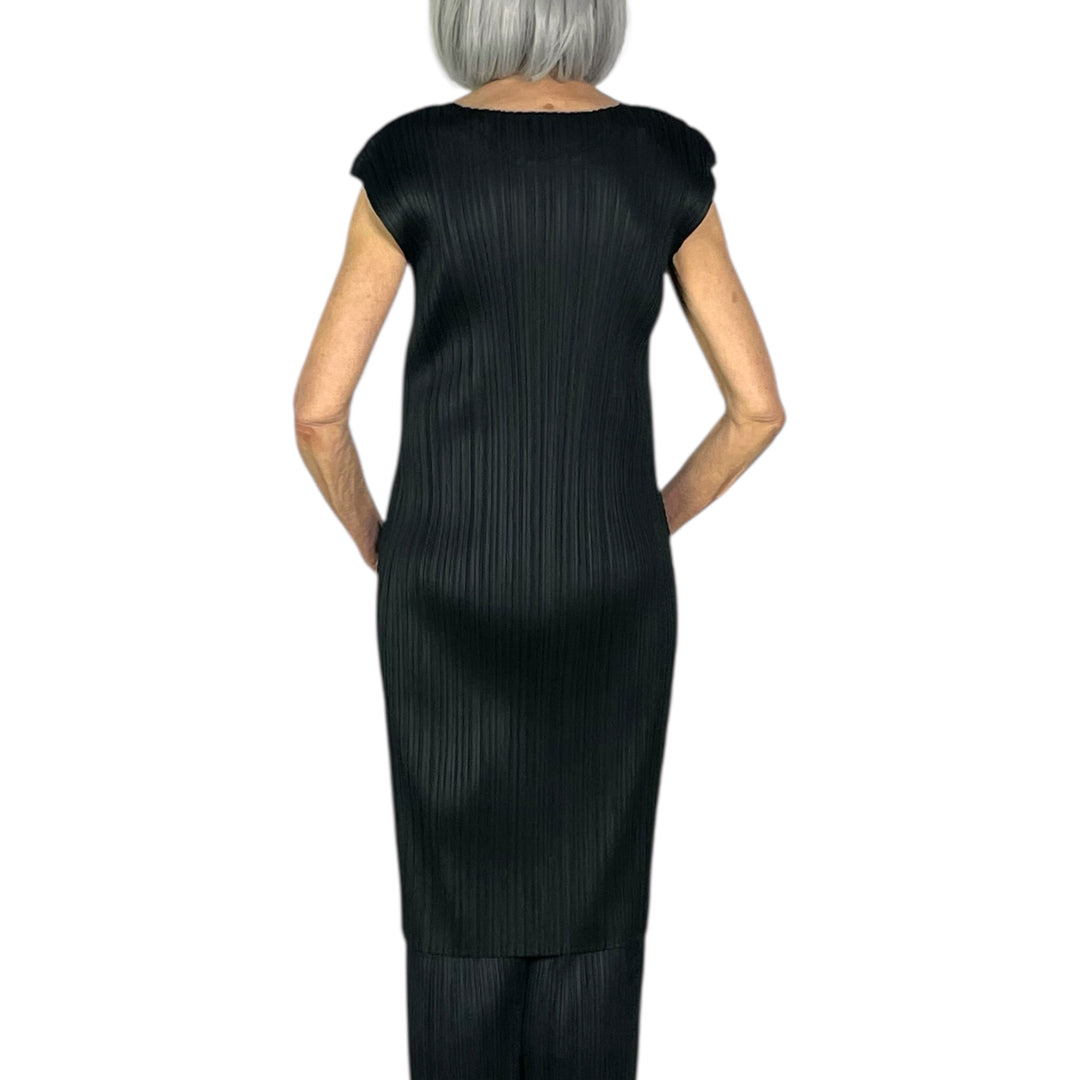 BASICS SLEEVELESS DRESS