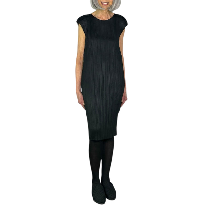 BASICS SLEEVELESS DRESS