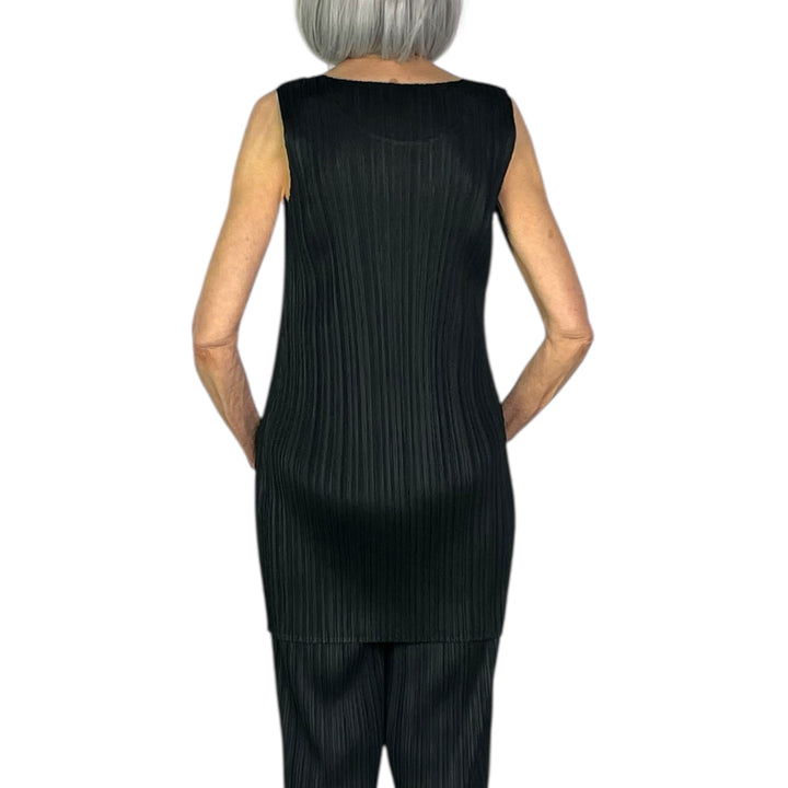 BASICS SHORT DRESS