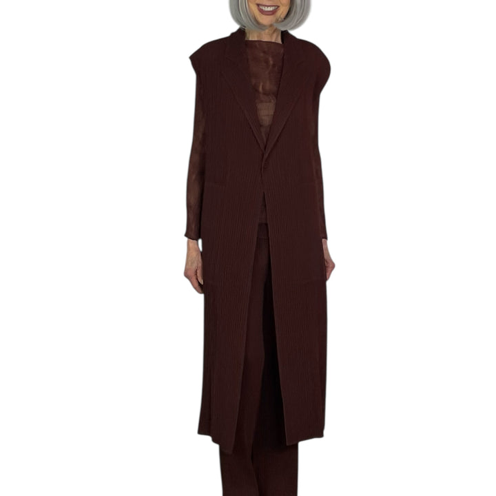 HATCHING PLEATS LONG VEST
