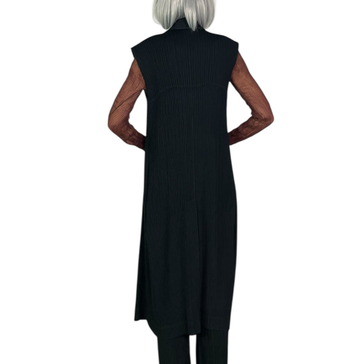 HATCHING PLEATS LONG VEST