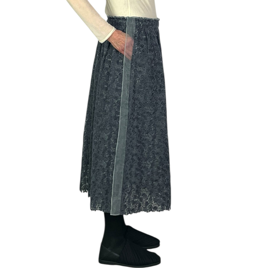 EMBROIDERED & LINED SKIRT