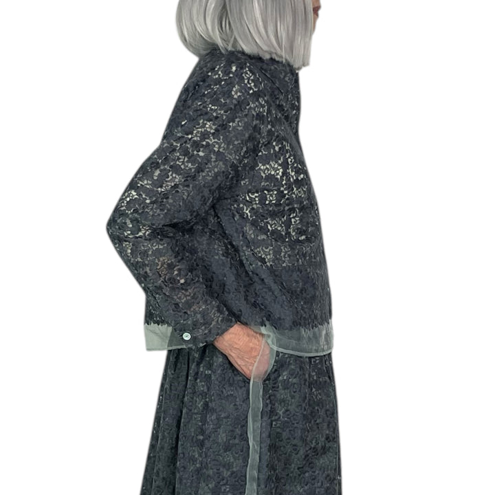 EMBROIDERED BLOUSE