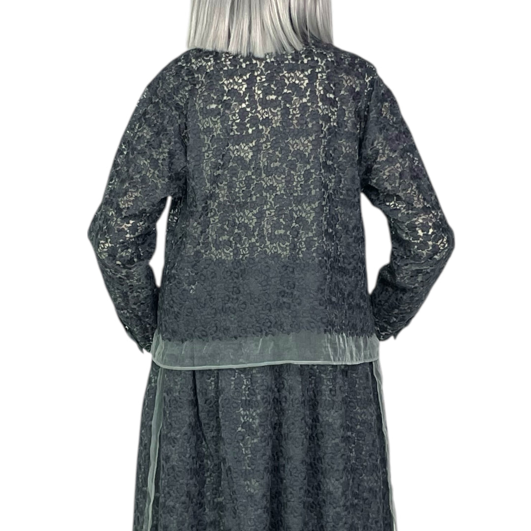 EMBROIDERED BLOUSE
