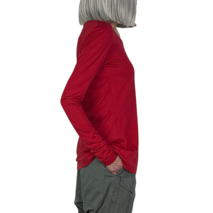 SHAPED T-SHIRT
