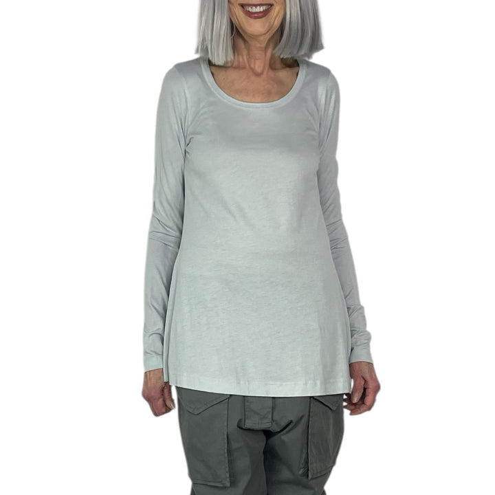 SHAPED T-SHIRT