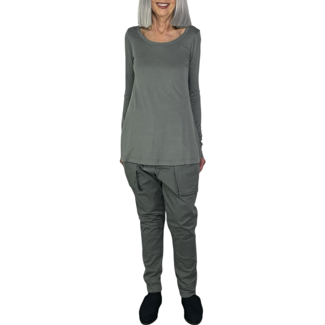 SHAPED T-SHIRT
