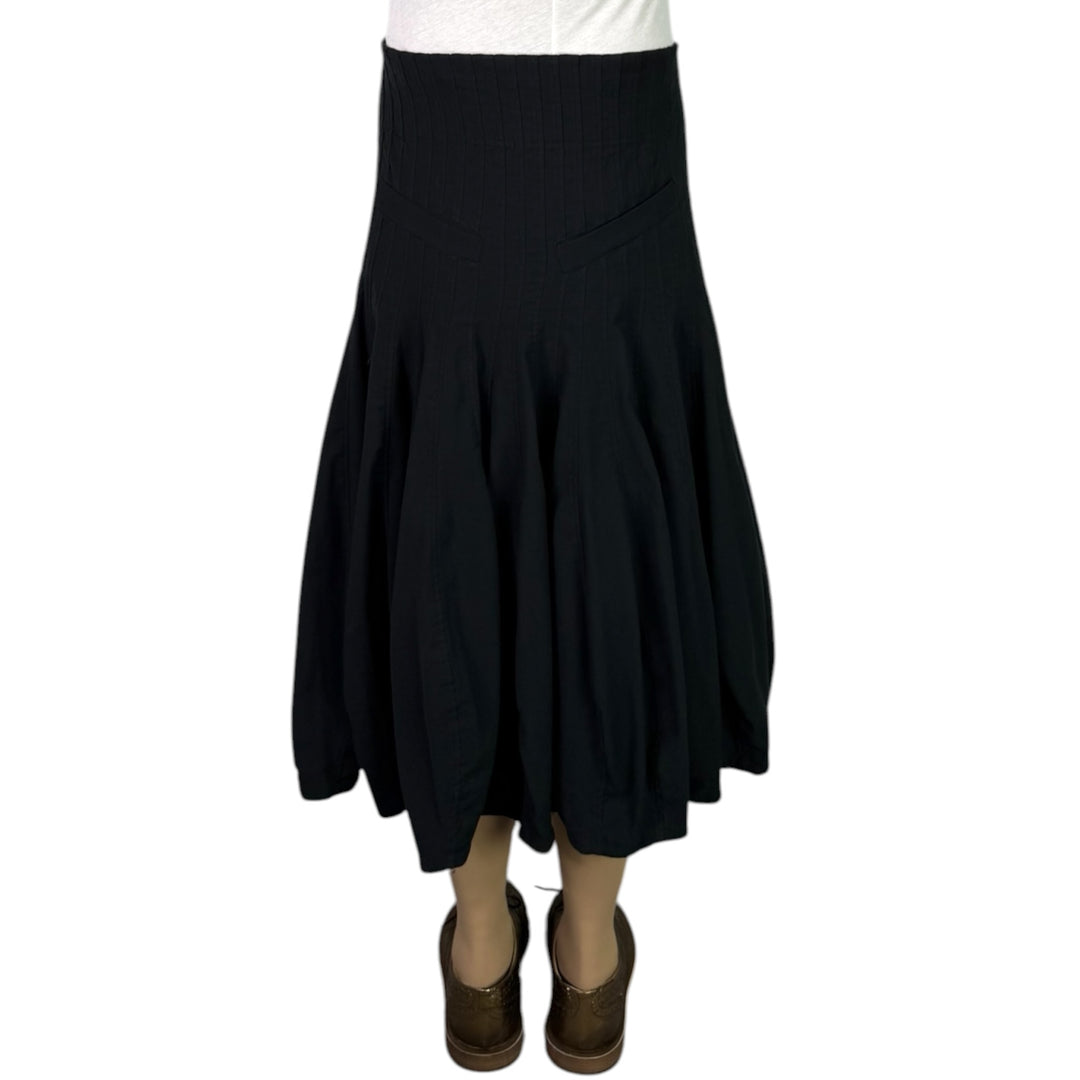 STITCHED PLEATS SKIRT