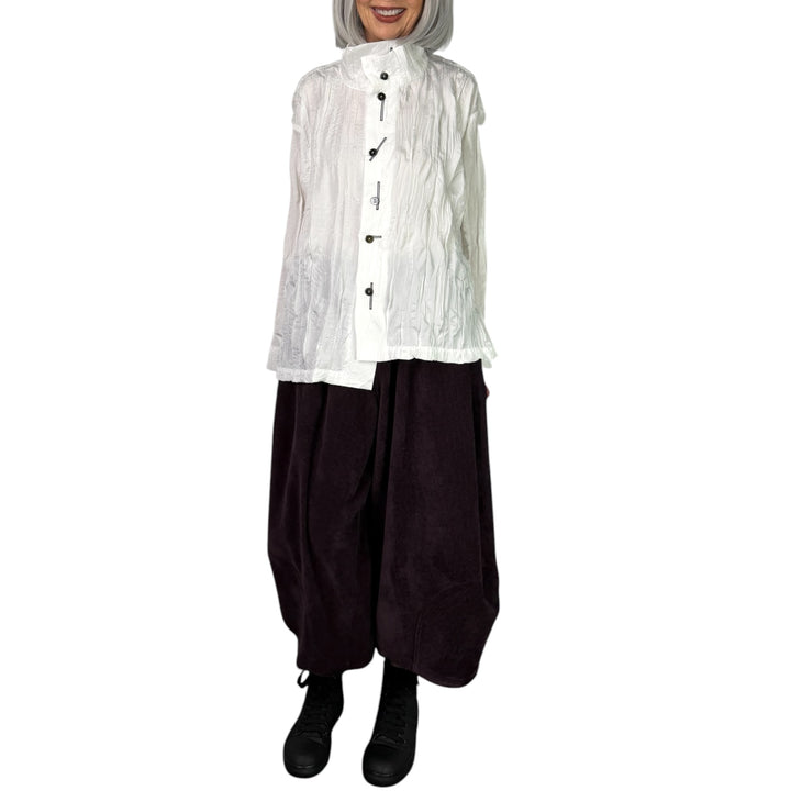 PLEATED STAND COLLAR SHIRT