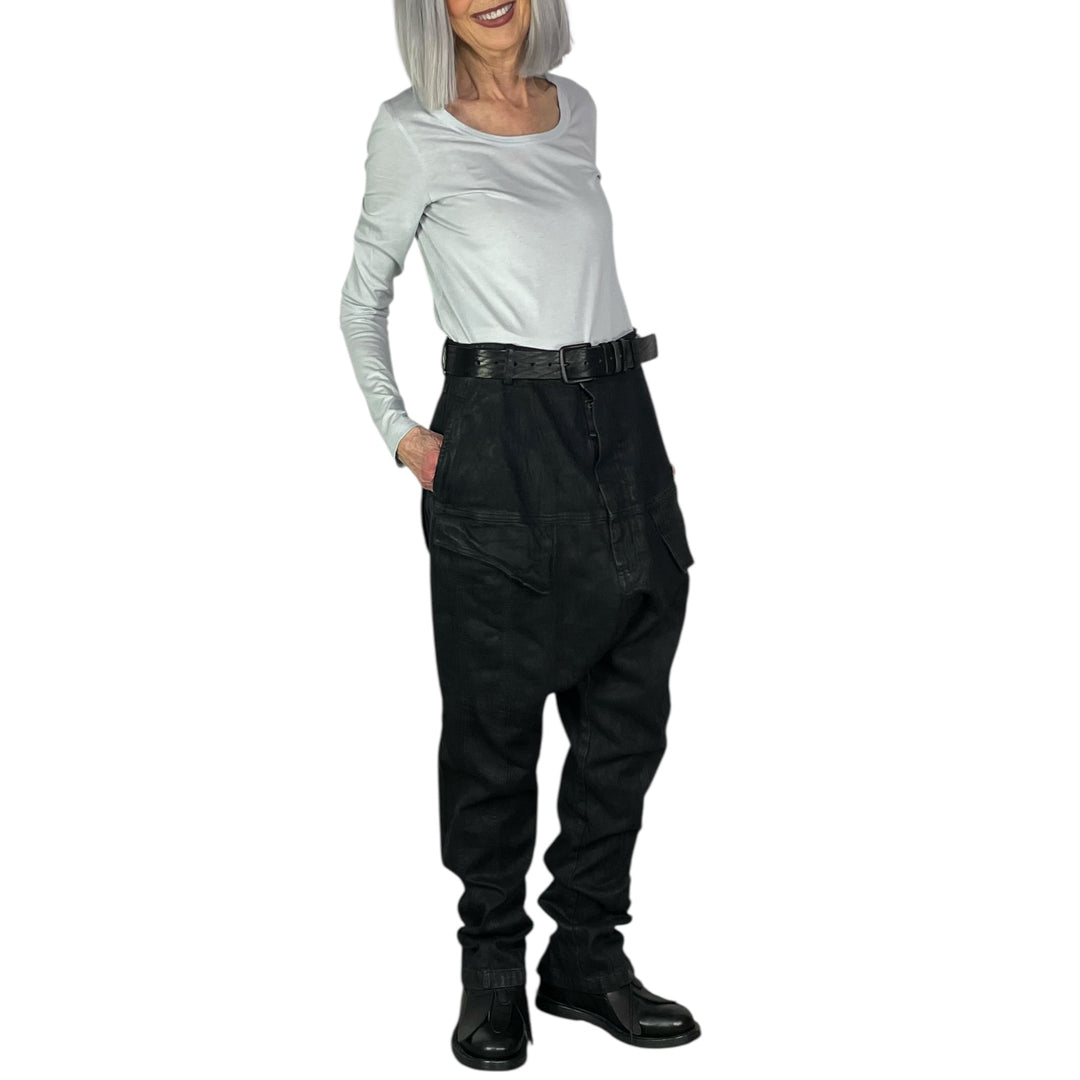 SLIM LEG TROUSER