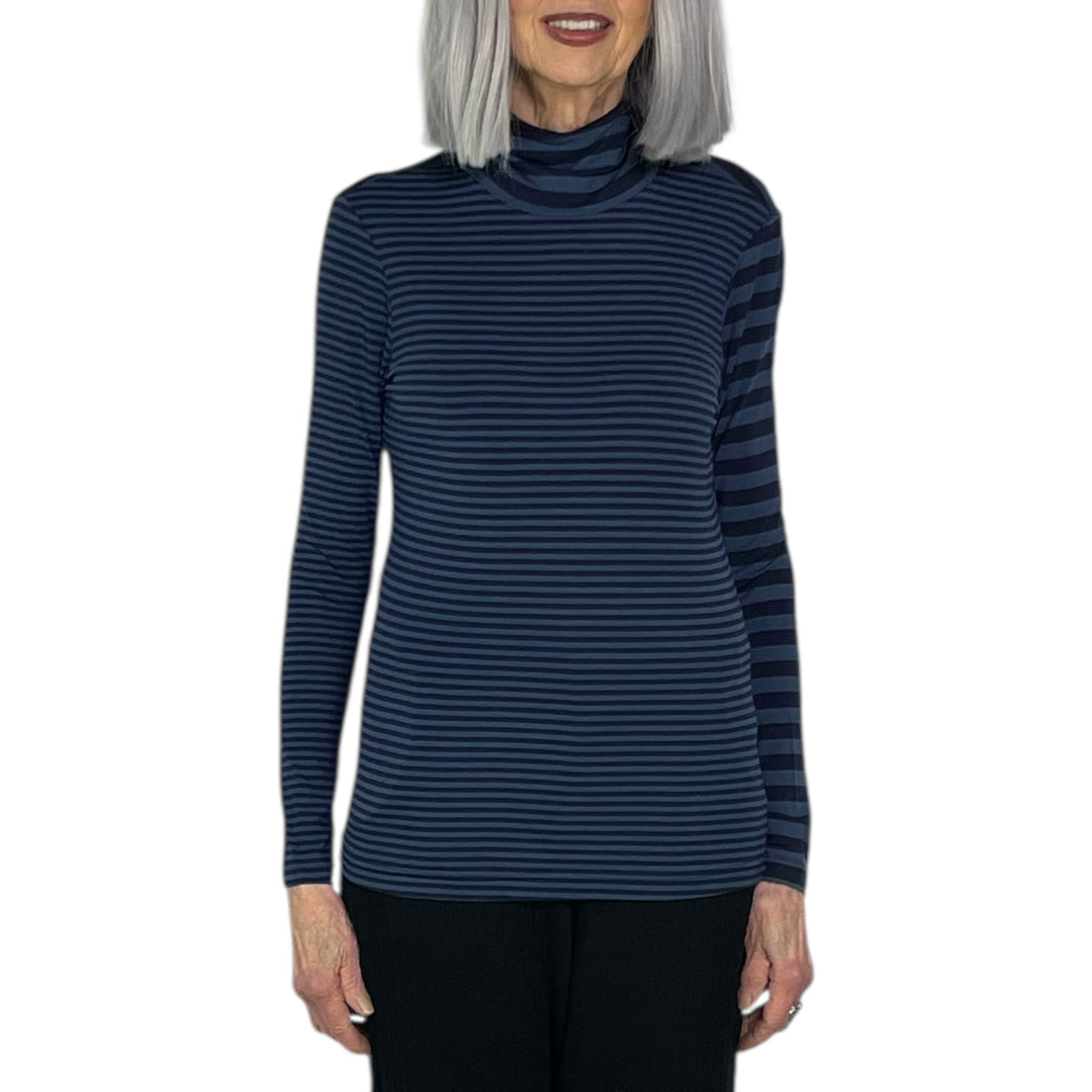 BENNI MIXED STRIPE TURTLENECK