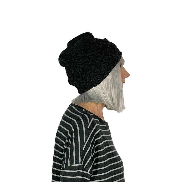 LUPA BUBBLE KNIT HAT
