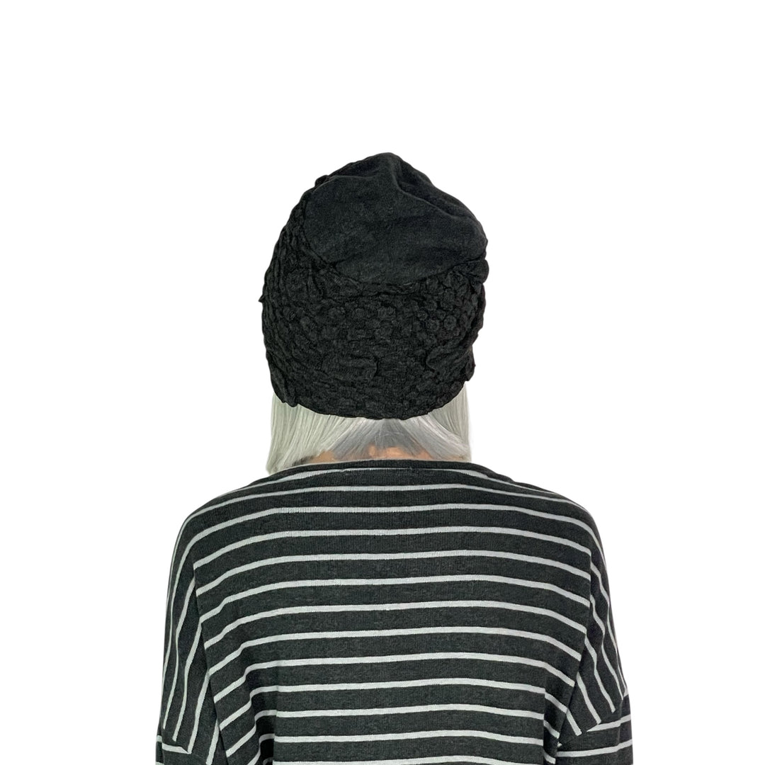 LUPA BUBBLE KNIT HAT