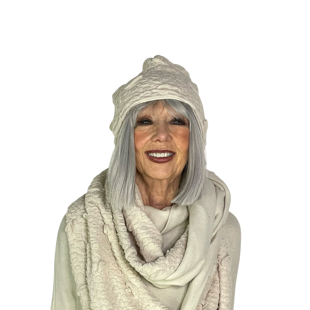 LUPA BUBBLE KNIT HAT 