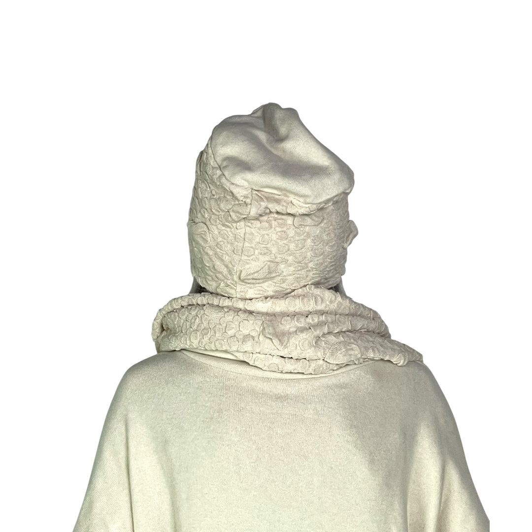 LUPA BUBBLE KNIT HAT