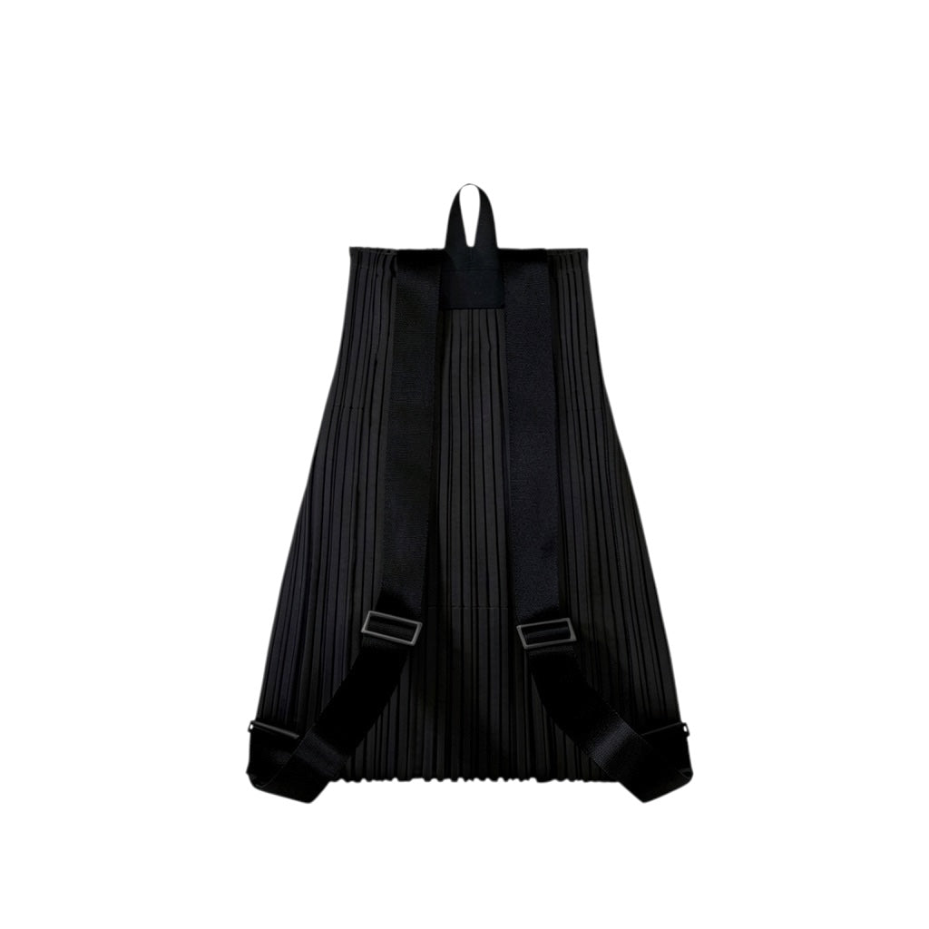 PLEATS KNAPSACK