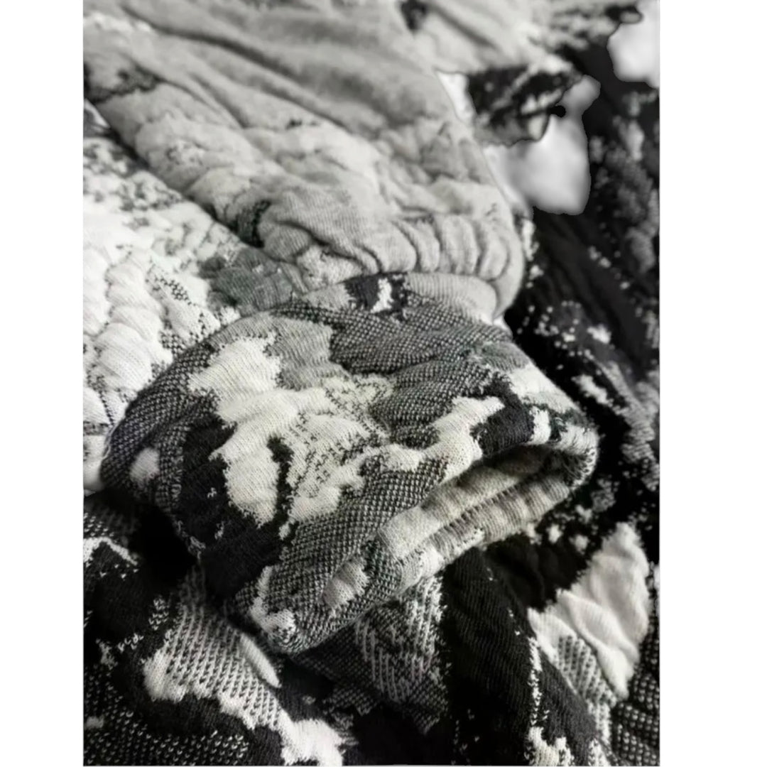 UNISEX HORSE GREYSCALE SWEATER